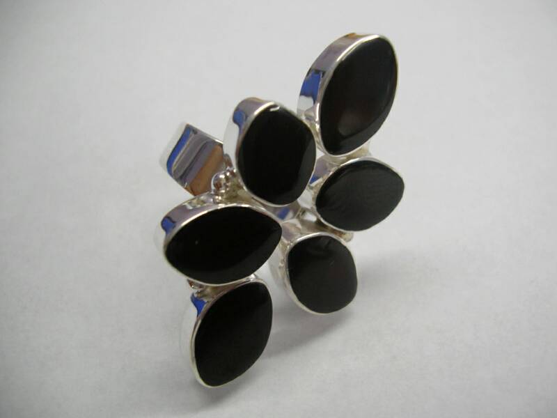 RG 0866 - $ 50 Ring mother of pearl and sterling silver 925 from Bali / Bague nacre noire et argent 925 de Bali